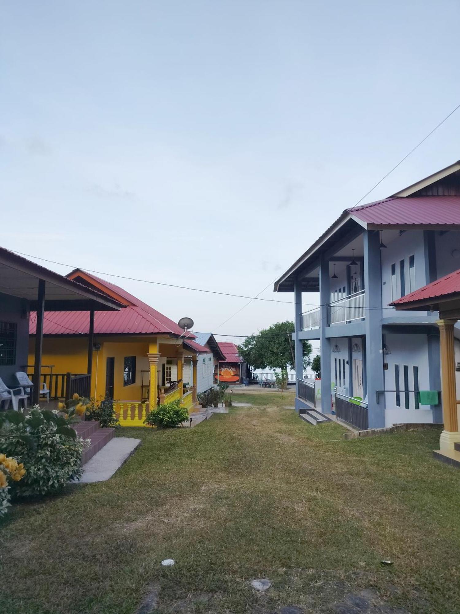 Restu Chalet Tioman Kampong Ayer Batang Eksteriør billede